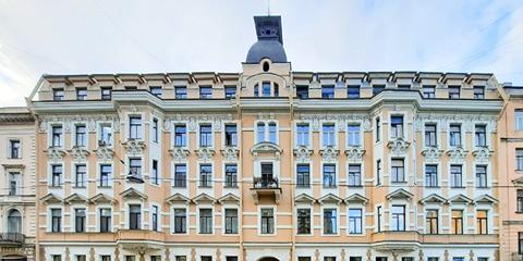 Изображение события: Экскурсия по мемориальной квартире и выставке «Нездешний вечер»