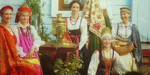 Изображение события: Философия праздничного женского традиционного костюма